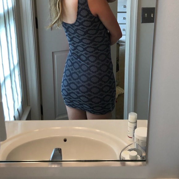 Bodycon - Picture 3 of 3